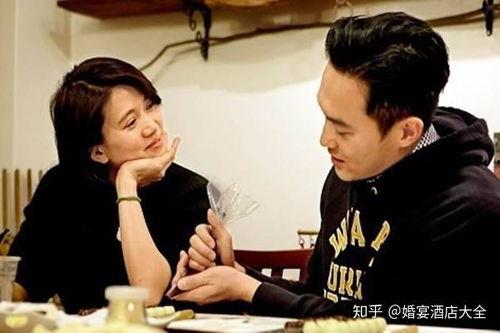 吃瓜夫妇张智霖图片