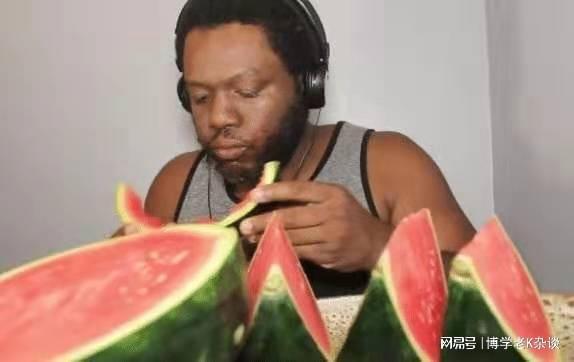 黑人吃瓜动画,揭秘种族歧视背后的幽默与反思